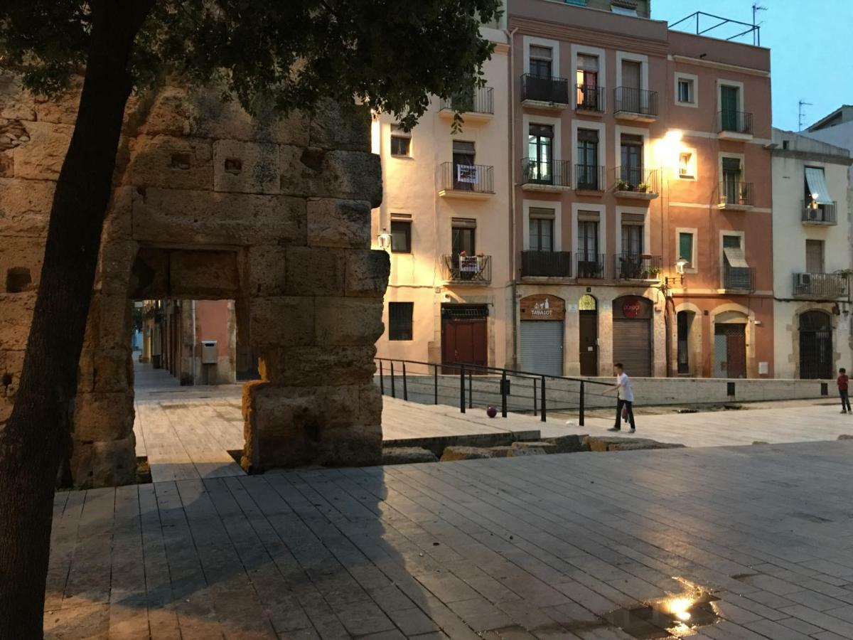 Apartamento En Plaza Forum Centro Historico Tarragona Exterior foto